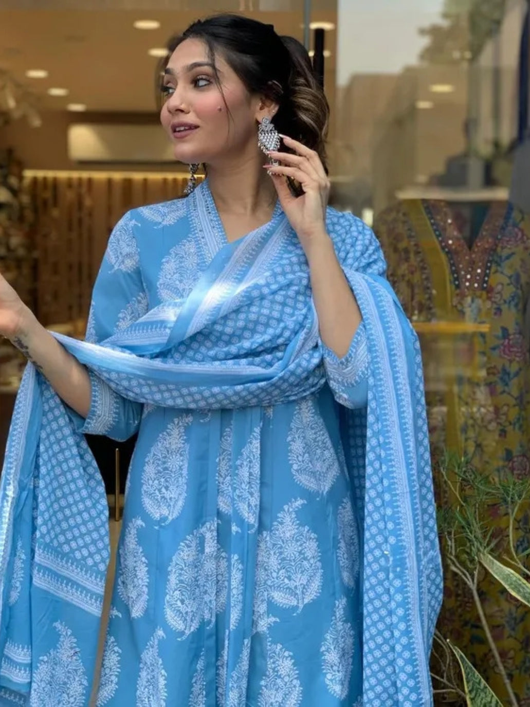 Women's Rayon Blend Anarkali Printed Kurta with Pant & Dupatta & Dupatta