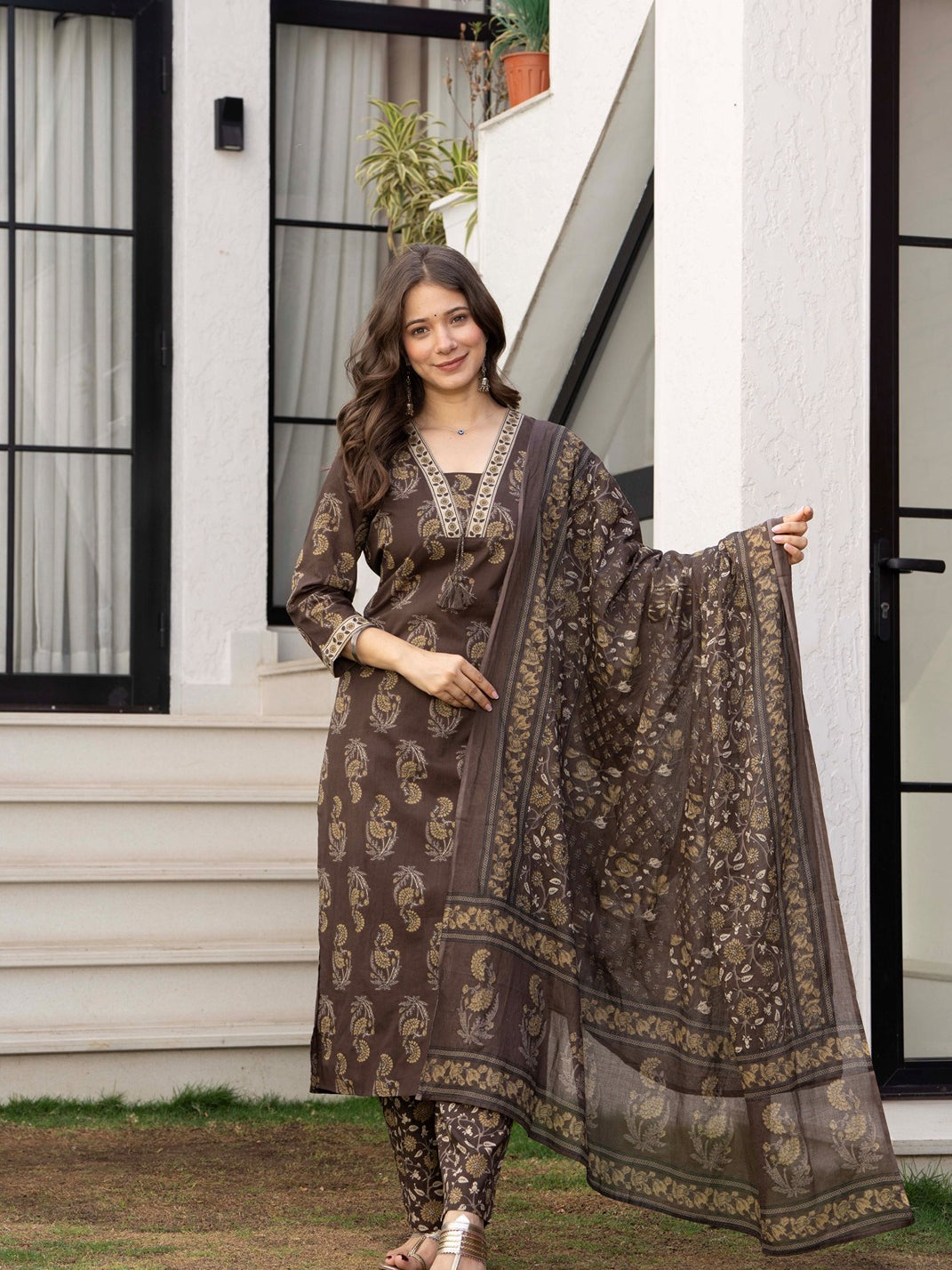Cotton Printed straight Kurta Set with Pants & Dupatta