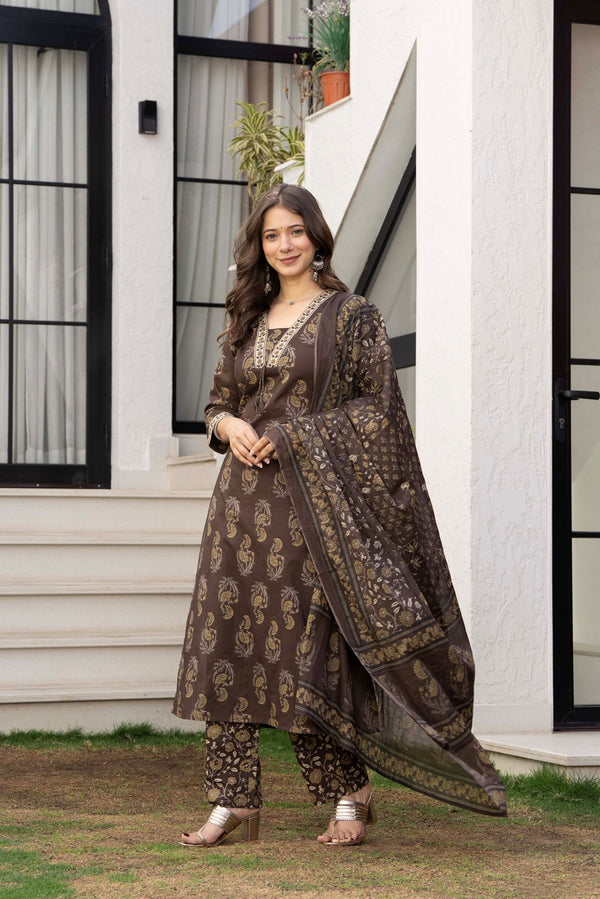 GEKHA Women’s Cotton Printed straight Kurta Set with Pants & Dupatta | Elegant Ethnic Wear for Women | Floral Print | Comfortable Suit Set