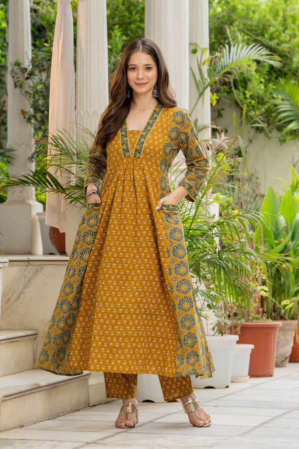 GEKHA Women's Printed A-Line Flared 2 Pockets Kurta Pant with Dupatta Set |Floral Ethnic Suit Set |Kurta for Festive, Casual & Office Wear