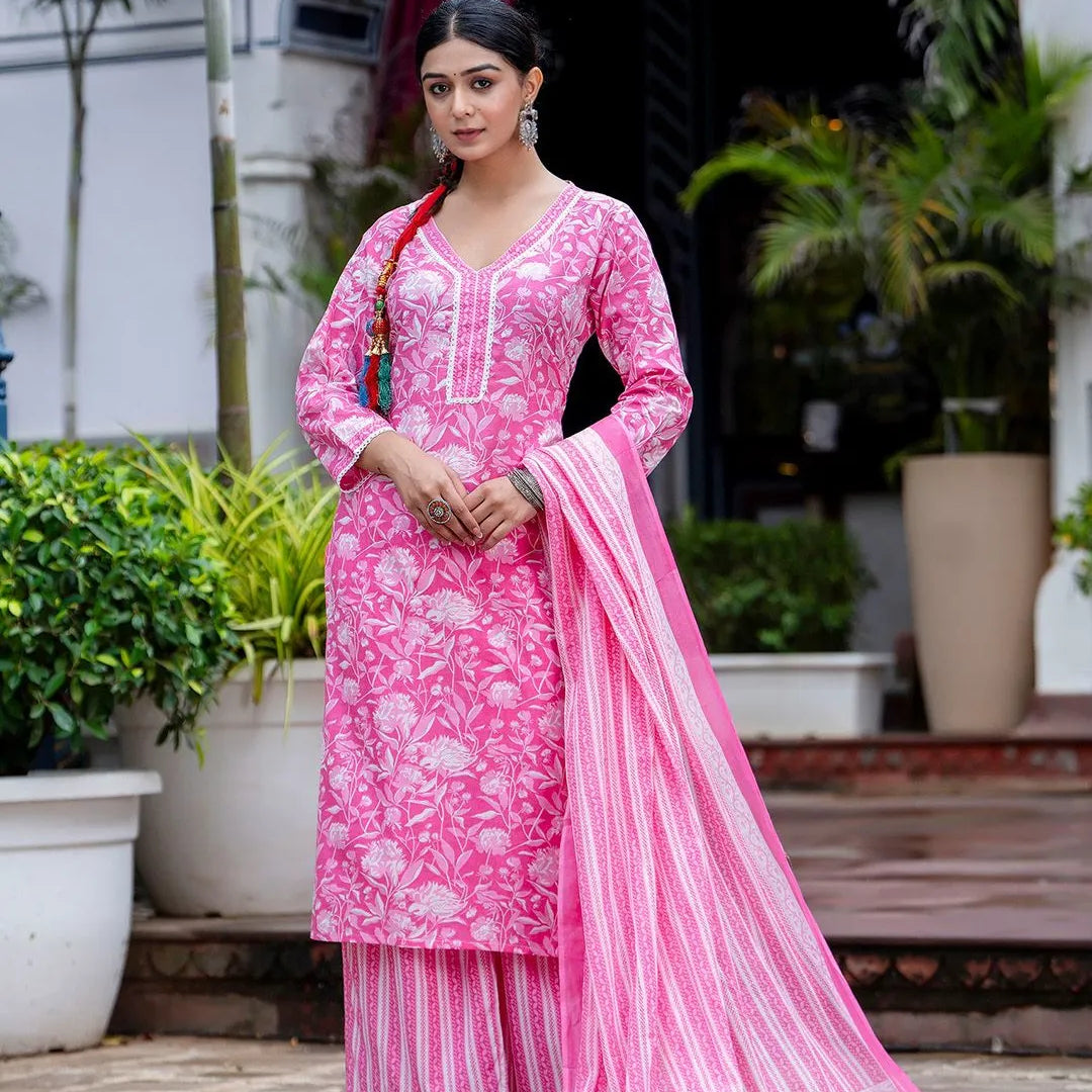 Floral Printed Thread Work Straight Kurta With Trousers & Dupatta