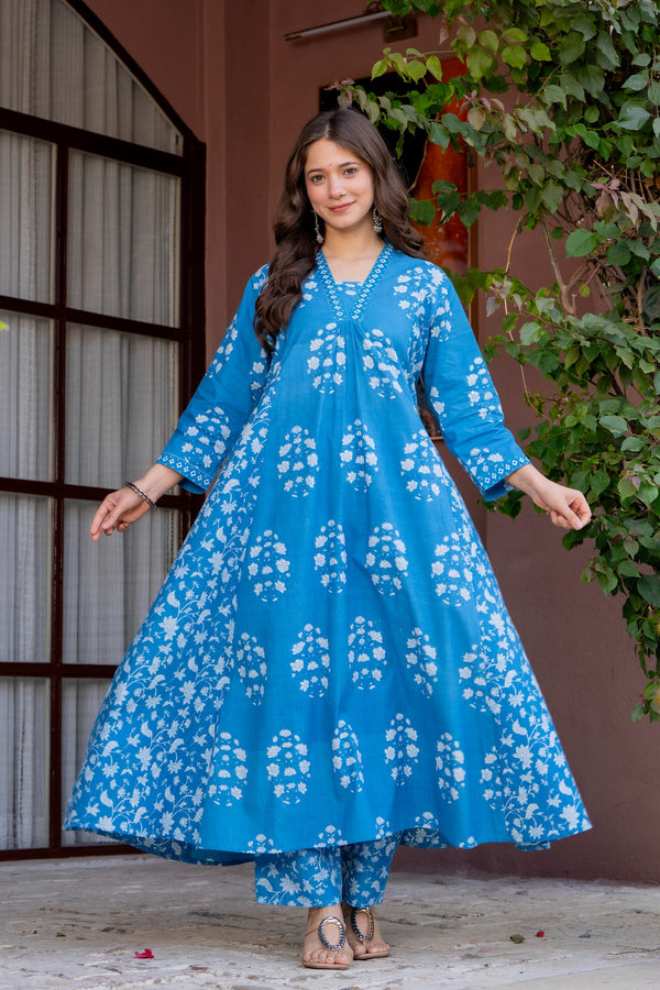 Floral Printed V-Neck Pure Cotton Anarkali Kurta With Trousers & Dupatta