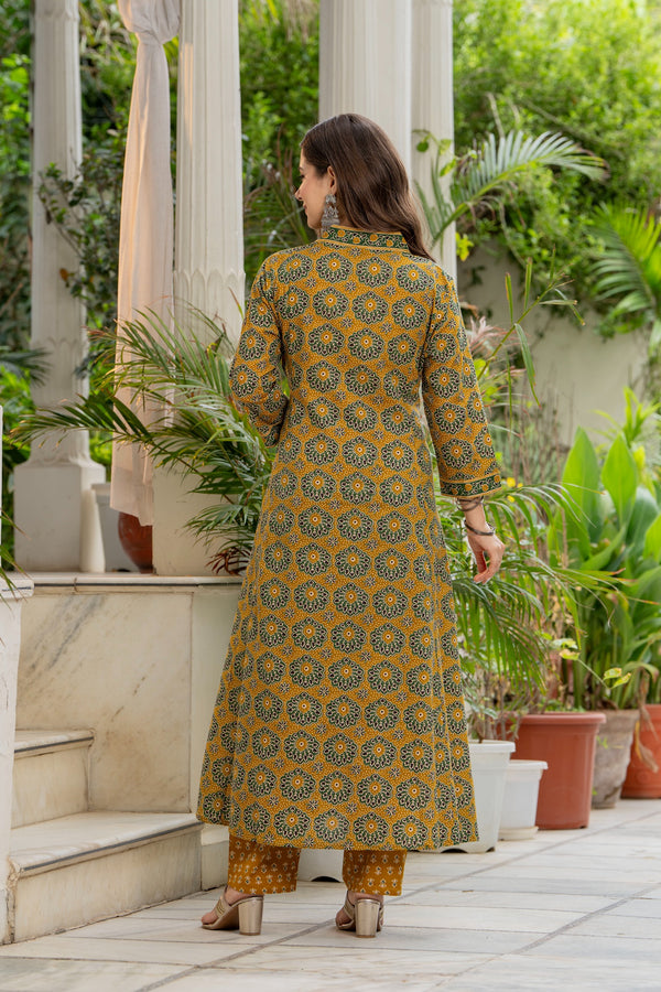 Printed A-Line Flared 2 Pockets Kurta Pant with Dupatta Set