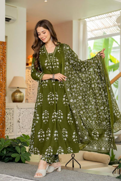 Floral Printed V-Neck Pure Cotton Anarkali Kurta With Trousers & Dupatta
